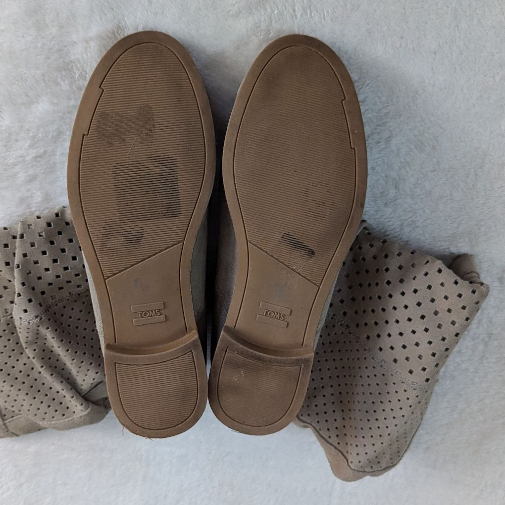 Toms Serra Oxford Slouch Tan Perforated Pull On Boots - Size 9.5 - Picture 4 of 8
